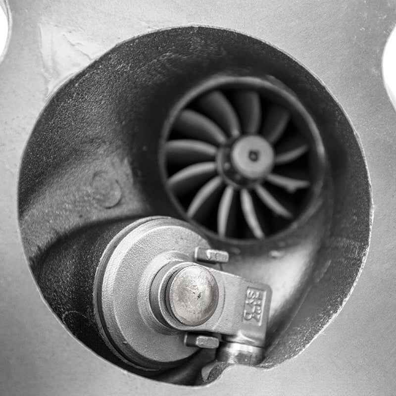 Load image into Gallery viewer, K04 Turbo Charger With Gasket For VW Golf GTI V Jetta Passat 2.0TFSI Billet Wheel
